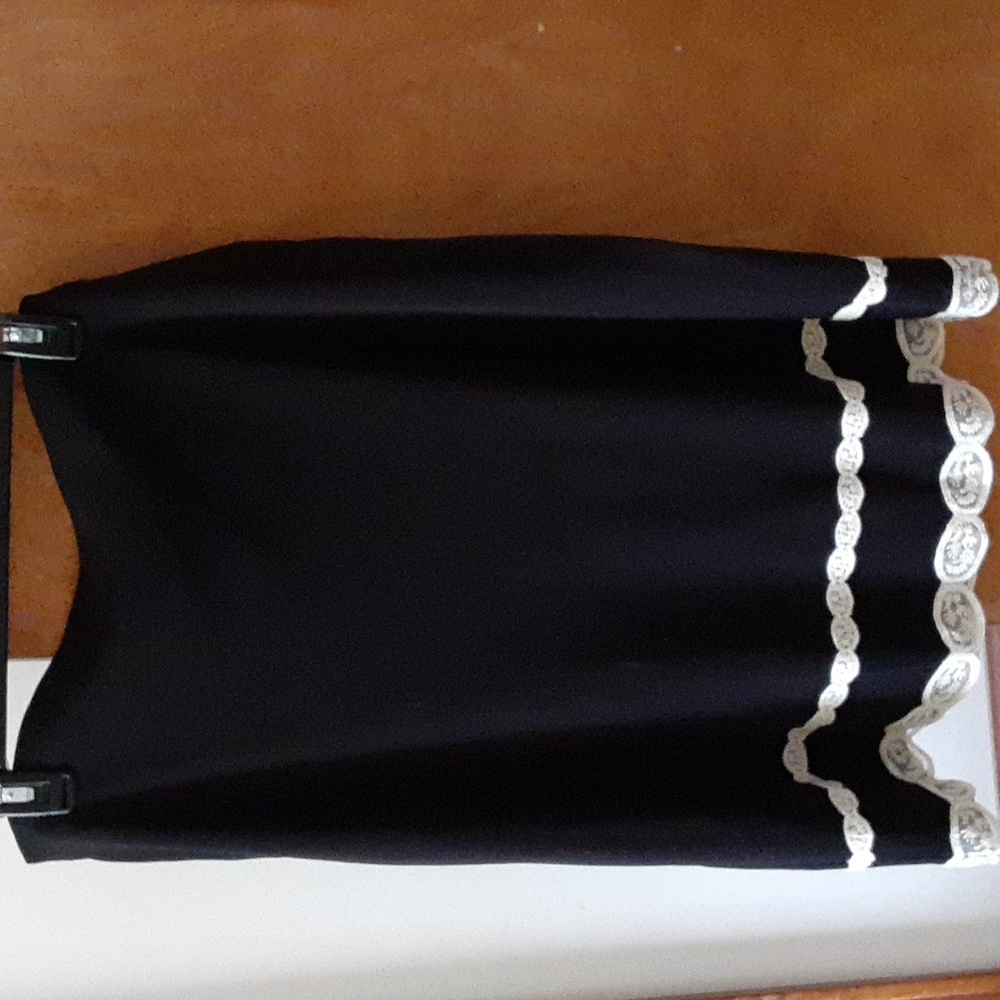 Nine & Co skirt